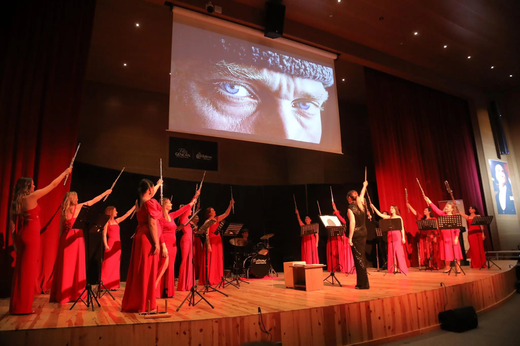 EDİRNE BELEDİYESİ YENİİMARET KADIN MERKEZİ KADINLAR GÜNÜ’NDE HİZMETE AÇILDI galeri görseli